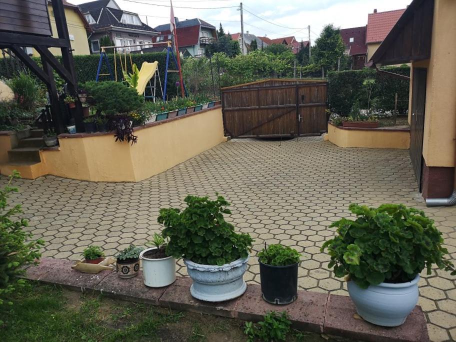 Karos Central Apartmanhaz Zalakaros Luaran gambar