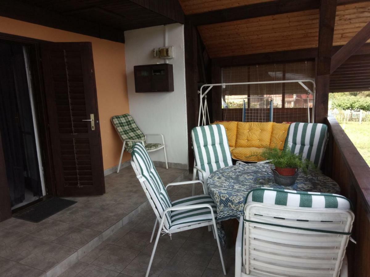 Karos Central Apartmanhaz Zalakaros Luaran gambar